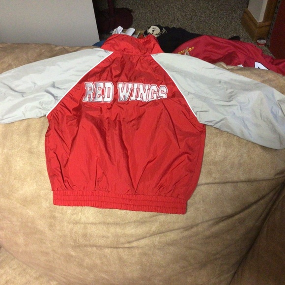 NHL DETROIT Redwings jacket - Picture 3 of 3
